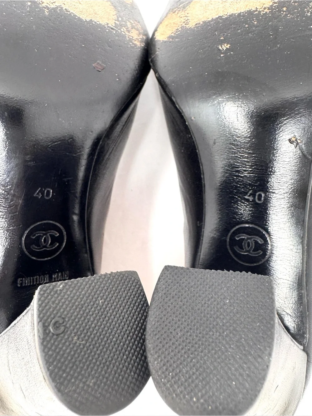CHANEL black cap toe heels, vintage, made in France, size 40